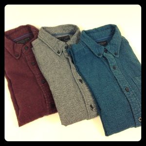 Aeropostale three pack casual button down shirt